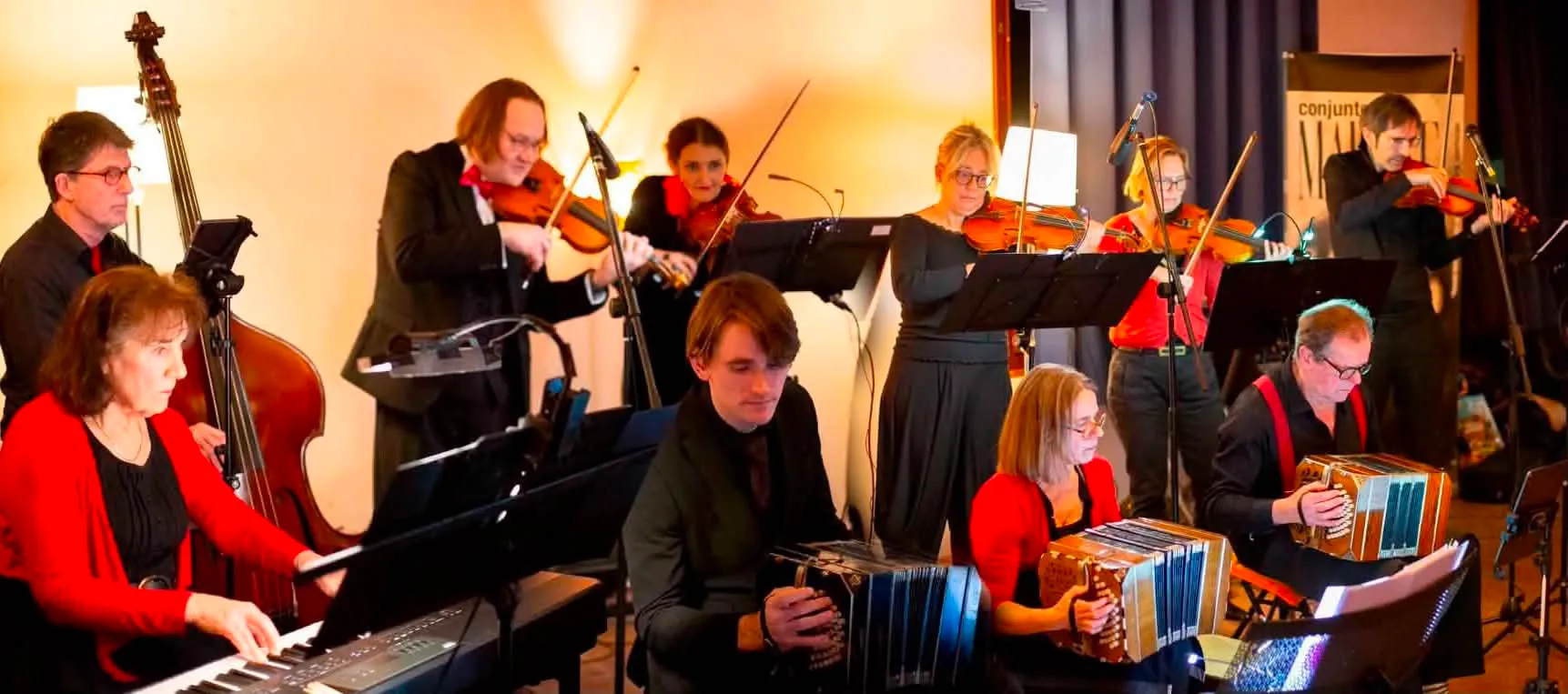 Orquesta Conjunto Margot performing at Milonga Las Tres Esquinas in Landgraaf